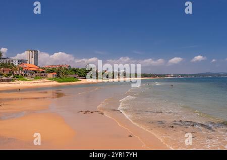 Spiagge tropicali nella città di Mui ne, Vietnam Foto Stock