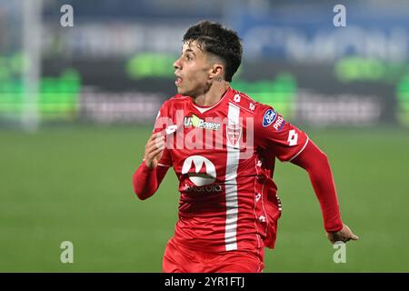 Alessandro bianco dell'AC Monza durante la quattordicesima partita di calcio di serie A tra Como e Monza, allo Stadio Comunale Giuseppe Sinigaglia di Como, Italia - sabato 30 novembre 2024. Sport - calcio (foto AC Monza/LaPresse di Studio Buzzi) Foto Stock