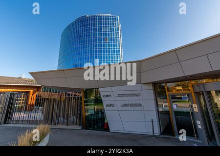 Vista esterna della sede dell'Organizzazione mondiale della proprietà intellettuale (OMPI), una delle 15 agenzie specializzate delle Nazioni Unite Foto Stock