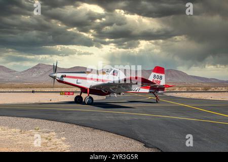 Il trattore aereo AT-802 viene utilizzato per i bombardamenti antincendio con idrovolante a Safford in Arizona Foto Stock