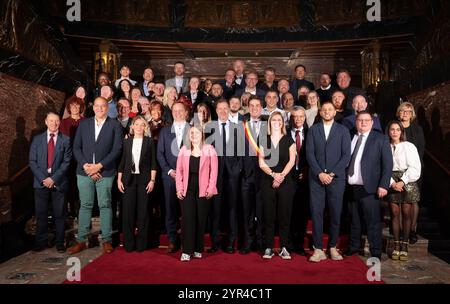 Charleroi, Belgio. 2 dicembre 2024. L'installazione del nuovo consiglio comunale di Charleroi, lunedì 2 dicembre 2024. PS e Les Engages formeranno la maggioranza, dopo le elezioni amministrative di ottobre in Belgio. BELGA PHOTO VIRGINIE LEFOUR credito: Belga News Agency/Alamy Live News Foto Stock