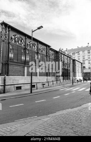 Salamanca, Spagna-FEB 20, 2022: Vista esterna del mercato centrale, Mercado Central de Abastos de Salamanca Foto Stock