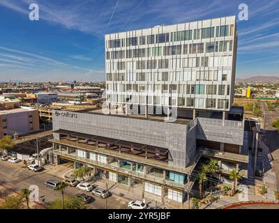 Celtara cima, che fa parte dell'ospedale cima e della torre medica cima, immobiliare a vado del Río a Hermosillo in Messico. (Foto: Luis Gutierrez / NortePhoto) Celtara cima que forma parte de Hospital cima y torre medica cima, bienes raices en el vado del rio en Hermosillo Messico. (Foto: Luis Gutierrez / NortePhoto) Foto Stock