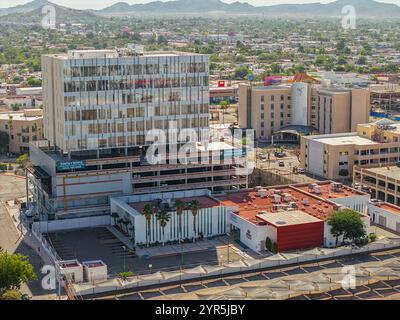 Celtara cima, che fa parte dell'ospedale cima e della torre medica cima, immobiliare a vado del Río a Hermosillo in Messico. (Foto: Luis Gutierrez / NortePhoto) Celtara cima que forma parte de Hospital cima y torre medica cima, bienes raices en el vado del rio en Hermosillo Messico. (Foto: Luis Gutierrez / NortePhoto) Foto Stock