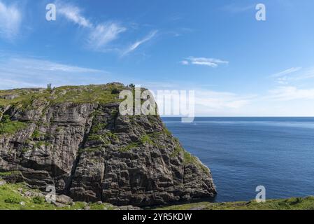 Paesaggio nella baia di Andstabbvika, Vestfjord sullo sfondo, A i Lofoten, Moskenesoy, Lofoten, Norvegia, Europa Foto Stock