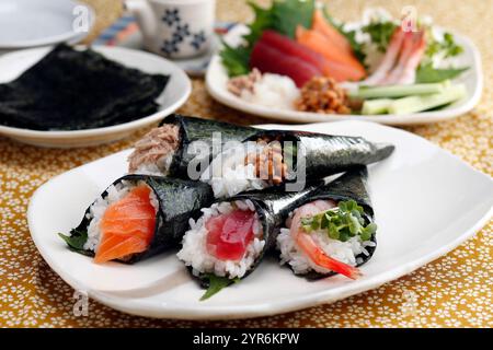 Temaki sushi Foto Stock