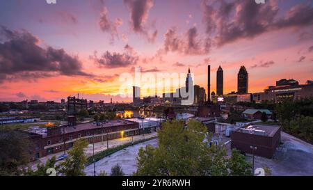 OTTOBRE 2021, CLEVELAND, OHIO, Stati Uniti - Vista al tramonto di Cleveland Ohio - guardando a ovest Foto Stock