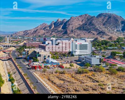 Hotel ibis, edifici, affitto, aziende, uffici, immobili a vado del Rio a Hermosillo, Messico. (Foto di Luis Gutierrez / NortePhoto) Hotel Ibis , Edificios, renta, negocios, oficinas, bienes raices en el vado del Rio en Hermosillo Messico. (Foto por Luis Gutierrez / NortePhoto) Foto Stock