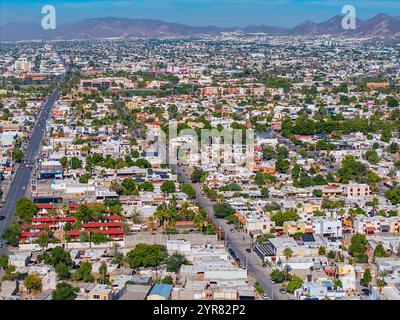 HERMOSILLO CENTRO, edifici COLONIA CENTENARIO, affitto, aziende, uffici, immobili a vado del Rio a Hermosillo, Messico. (Foto di Luis Gutierrez / NortePhoto) Edificios, renta, negocios, oficinas, bienes raices en el vado del Rio en Hermosillo Messico. (Foto por Luis Gutierrez / NortePhoto) Foto Stock