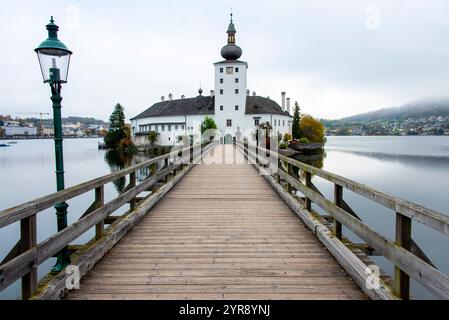 Castello ORT sul lago Traunsee - Austria Foto Stock