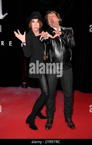 Anouschka Renzi und Dieter Landuris bei der Premiere des Kinofilms 'Nosferatu - Der Untote' im Zoo Palast. Berlino, 02.12.2024 Foto Stock