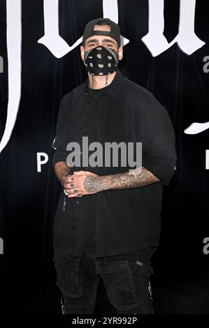 Dannero bei der Premiere des Kinofilms Nosferatu - Der Untote im Zoo Palast. Berlino, 02.12.2024 *** Dannero alla prima del film Nosferatu i non morti allo Zoo Palast di Berlino, 02 12 2024 foto:XF.xKernx/xFuturexImagex nosferatu 4204 Foto Stock