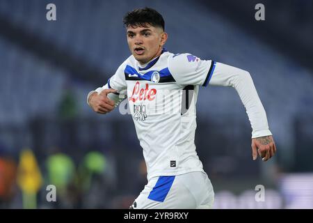 Roma, Italia. 2° dic, 2024. Raoul Bellanova dell'Atalanta in azione durante il campionato italiano di serie A partita di calcio tra AS Roma e Atalanta Foto Stock