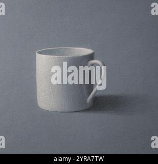 Disegno a matita di una tazza di ceramica su carta tonda, con dettagli finemente dettagliati, che mette in risalto il gioco di luci e ombre. Foto Stock