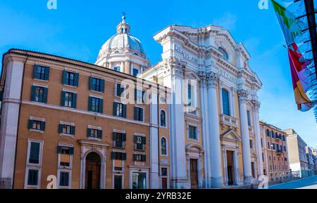 Panorama della Basilica di San Lorenzo in via del corso, Roma, Italia Foto Stock