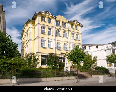 Villa Stolzenfels, architettura termale a Sellin, città termale a Rügen, Meclemburgo-Vorpommern, Germania Foto Stock