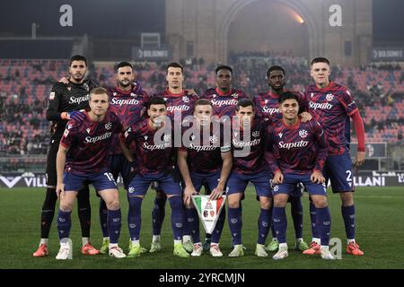 Bologna, Italia. 3 dicembre 2024. Team Bologna durante la gara di Coppa Italia Frecciarossa 2024/2025 tra Bologna e Monza allo Stadio Renato Dall'Ara - Sport, calcio - Bologna, Italia - martedì 3 dicembre 2024 (foto di massimo Paolone/LaPresse) crediti: LaPresse/Alamy Live News Foto Stock