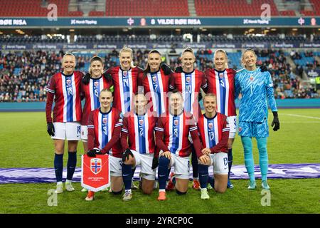 Oslo, Norvegia. 3 dicembre 2024. Oslo, Norvegia, 3 dicembre 2024: Foto della squadra norvegese prima dei play-off delle qualificazioni europee UEFA femminile partita di calcio tra Norvegia e Irlanda del Nord allo stadio Ullevaal di Oslo, Norvegia (Ane Frosaker/SPP) crediti: SPP Sport Press Photo. /Alamy Live News Foto Stock