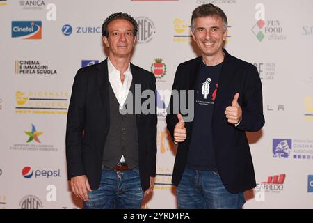 Napoli, Italia. 3 dicembre 2024. Salvo Ficarra e Valentino Picone partecipano ad una chiamata fotografica durante la 47° Giornate professionali del Cinema Sorrento il 2 dicembre 2024. (Foto di Franco Romano/NurPhoto) credito: NurPhoto SRL/Alamy Live News Foto Stock