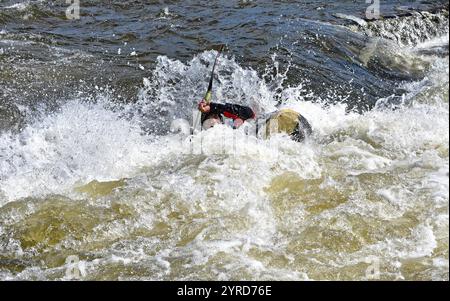 Trója, vodní kanál a Stromovka / Troia, canale d'acqua e Stromovka Foto Stock