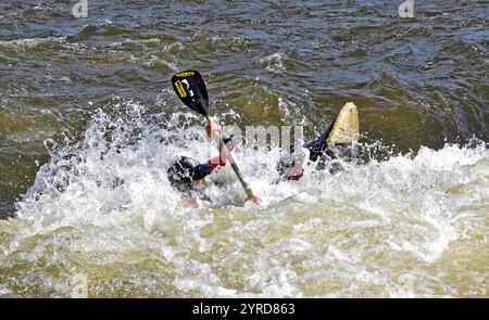 Trója, vodní kanál a Stromovka / Troia, canale d'acqua e Stromovka Foto Stock