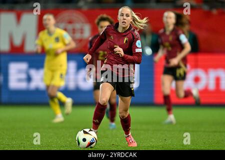 Lovanio, Belgio. 3 dicembre 2024. Saar Janssen (3) del Belgio nella foto di una partita di calcio tra le squadre nazionali del Belgio, chiamata Red Flames e Ucraina nella seconda partita del torneo di qualificazione europea femminile UEFA 2023-24, martedì 3 dicembre 2024 a Lovanio, Belgio . Crediti: Sportpix/Alamy Live News Foto Stock