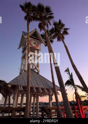 Bridge Street Pier al tramonto Foto Stock