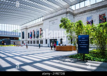 Cleveland, OH USA - 19 luglio 2017: All'interno del museo d'arte. Situato nel Wade Park District di University Circle, il museo è di fama internazionale Foto Stock