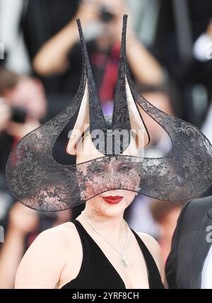 Venezia, Italia. 4 settembre 2024. L'attrice/cantante americana Lady Gaga partecipa alla prima di "Joker: Folie A Deux" alla 81a Mostra del Cinema di Venezia, in Italia, mercoledì 4 settembre 2024. Foto di Rune Hellestad/UPI credito: UPI/Alamy Live News Foto Stock