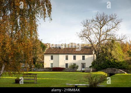 Regno Unito, Contea di Durham, Cotherstone, Brook Lea, casa sul bordo del verde del villaggio Foto Stock