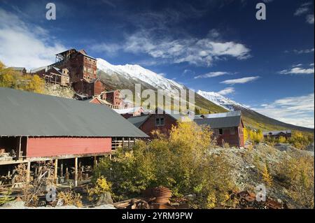 Kennecott Mill Town (vecchia miniera di rame in funzione 1911-1938). Vista degli edifici abbandonati del mulino. Monumento storico nazionale Kennecott. Interno. Alaska Foto Stock