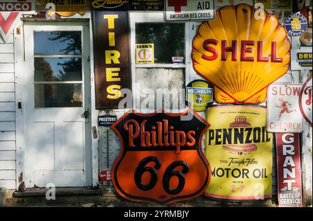 Museo della stazione di servizio d'epoca Lincoln Highway di Preston. Belle Paine. Iowa. STATI UNITI. Foto Stock