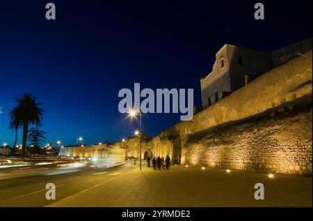 Marocco. Costa atlantica. El Jadida: Cita Portugaise. Fortezza portoghese. Sera e Avenue Mohammed V. Foto Stock