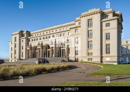 Thermae Palace Hotel, ex bagni termali costieri / spa in stile Art Deco dal 1933 presso la località balneare Ostenda / Ostenda, Fiandre occidentali, Belgio Foto Stock