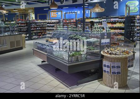 Vista sull'area di vendita del supermercato Edeka Hamburg-Bergedorf alte Holstenstrasse Hamburg, Amburgo, Germania, Europa Foto Stock