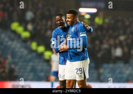 Glasgow, Regno Unito. 4 dicembre 2024. I Rangers giocarono contro Kilmarnock nella William Hill Scottish Premiership all'Ibrox Stadium di Glasgow, Scozia, Regno Unito. Il punteggio finale è stato Rangers 6 - 0 Kilmarnock. I marcatori furono J. Tavernier 37 minuti Danilo 53 minuti, H. Igamane 55 minuti, V. Černý 61 minuti, C. Dessers 69 minuti e 77 minuti. Crediti: Findlay/ Alamy Live News Foto Stock