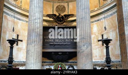 Tomba di Vittorio Emanuele II al Pantheon, Roma, Italia Foto Stock