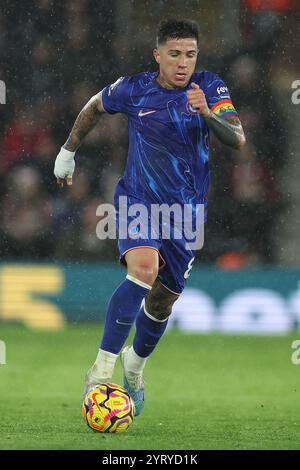 Southampton, Regno Unito. 4 dicembre 2024. Enzo Fernández del Chelsea durante la partita di Premier League al St Mary's Stadium di Southampton. Il credito per immagini dovrebbe essere: Paul Terry/Sportimage Credit: Sportimage Ltd/Alamy Live News Foto Stock