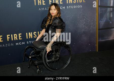 West Hollywood, Stati Uniti. 4 dicembre 2024. Kanya Sesser partecipa agli arrivi della prima di Los Angeles di The Fire Inside alla Directors Guild of America a West Hollywood, CALIFORNIA, il 4 dicembre 2024. (Foto di Nina Prommer/Sipa USA) credito: SIPA USA/Alamy Live News Foto Stock