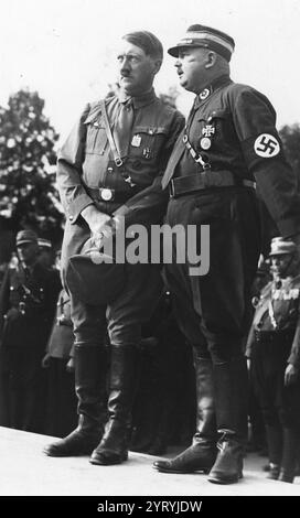 Ernst Rohm e Adolf Hitler 1933 Foto Stock