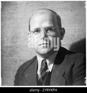 Dietrich Bonhoeffer 1906? 9 aprile 1945) è stato un pastore luterano tedesco, teologo e dissidente anti-nazista. Bonhoeffer era noto per la sua resistenza alla dittatura nazista, compresa l'opposizione al programma di eutanasia nazista e la persecuzione genocida degli ebrei. Bonhoeffer fu accusato di essere associato al complotto del 20 luglio per assassinare Hitler e fu impiccato il 9 aprile 1945 durante il crollo del regime nazista. Foto Stock