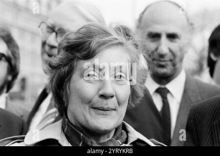 Shirley Williams, (1930? 2021) è stato un politico e accademico britannico. Originariamente membro del Partito Laburista al Parlamento (MP), ha servito nel gabinetto laburista dal 1974 al 1979. Era una delle "bande di quattro" ribelli che fondarono il Partito Socialdemocratico (SDP) nel 1981 e, al momento del suo ritiro dalla politica, era un liberaldemocratico. Foto Stock