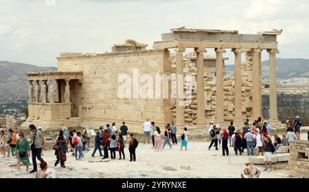 L'Eretteo o Tempio di Atena Polias è un antico tempio ionico greco sul lato nord dell'Acropoli, Atene, dedicato principalmente alla dea Atena. V secolo a.C. Foto Stock