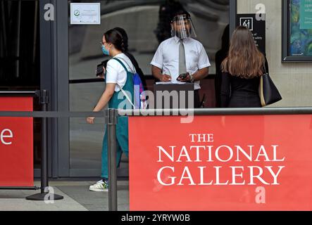 National Gallery, Londra, riapertura dopo Lockdown, durante la pandemia Covid-19 Corona virus. 8 luglio 2020 Foto Stock