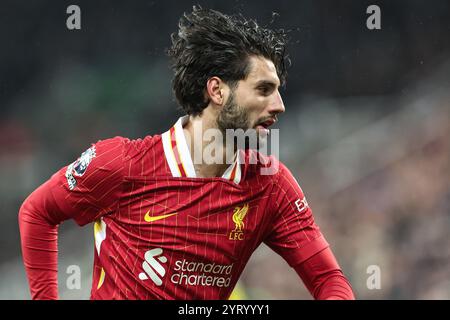 Newcastle, Regno Unito. 4 dicembre 2024. Dominik Szoboszlai di Liverpool durante la partita di Premier League Newcastle United vs Liverpool al St. James' Park, Newcastle, Regno Unito, 4 dicembre 2024 (foto di Mark Cosgrove/News Images) a Newcastle, Regno Unito il 12/4/2024. (Foto di Mark Cosgrove/News Images/Sipa USA) credito: SIPA USA/Alamy Live News Foto Stock