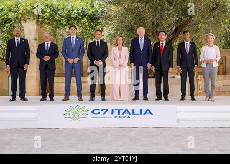 Italia, regione Puglia, Borgo Egnazia (Brindisi), 13 giugno 2024 : la vetta del G7 a Borgo Egnazia, Italia meridionale, Photo Family. Il 50° summit del G7 riunirà i leader del gruppo dei sette stati membri nel resort Borgo Egnazia nel sud Italia dal 13 al 15 giugno 2024 foto © sintesi/Alamy Stock Photo Foto Stock