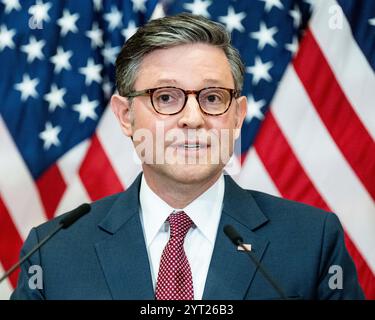 Washington, Stati Uniti. 5 dicembre 2024. Il presidente della camera Mike Johnson (R-LA) parla a una conferenza stampa al Campidoglio degli Stati Uniti. (Foto di Michael Brochstein/Sipa USA) credito: SIPA USA/Alamy Live News Foto Stock