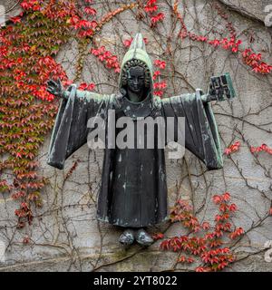 Münchner Kindl al Gebsattelbrücke. Monaco, Baviera, Germania. Foto Stock