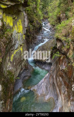 Passa la gola nella Val Passiria, alto Adige Foto Stock