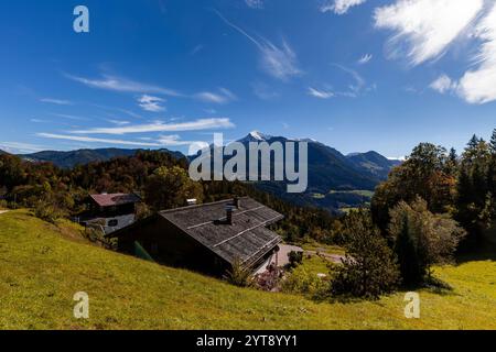 Paesaggio montano autunnale in Berchtesgadener Land, Baviera, Germania. Foto Stock